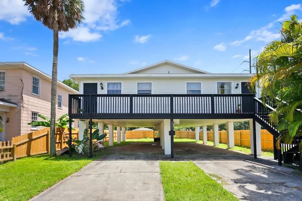 Apartment Zebra House - Close 2 All Tampabay Has To Offer USA